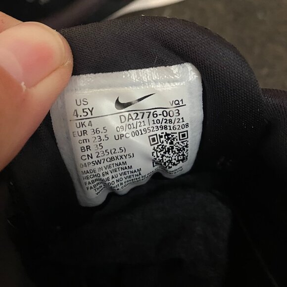 Nike Star Runner 3 Sneakers - Size 4.5Y - Picture 8 of 9